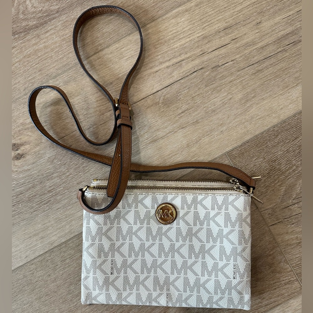 Michael Kors Jet Set Double Gusset Crossbody